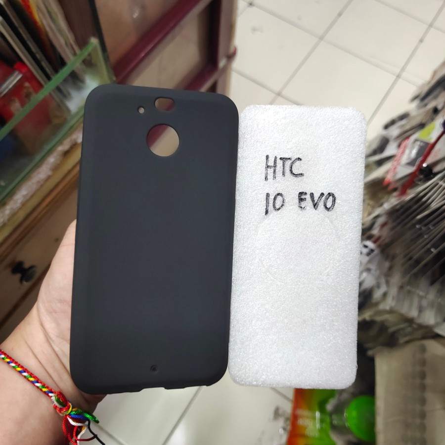 HTC U PLAY , HTC U11 , HTC U ULTRA , HTC 1O EVO , HTC DESIRE 10 PRO , HTC U11 LIFE , HTC DESIRE 628 / D628 , HTC DESIRE 820 / D820 , HTC DESIRE 826 / D826 KARET SOFTCASE SILIKON MANTUL HARGA PABRIK