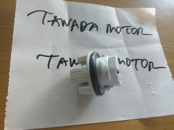 SOKET LAMPU MUNDUR ATRET BELAKANG HONDA BRV ORIGINAL