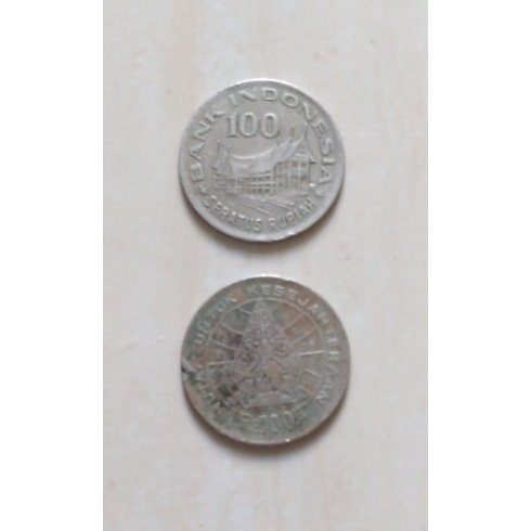 Uang Koin Kuno Rp.100,-