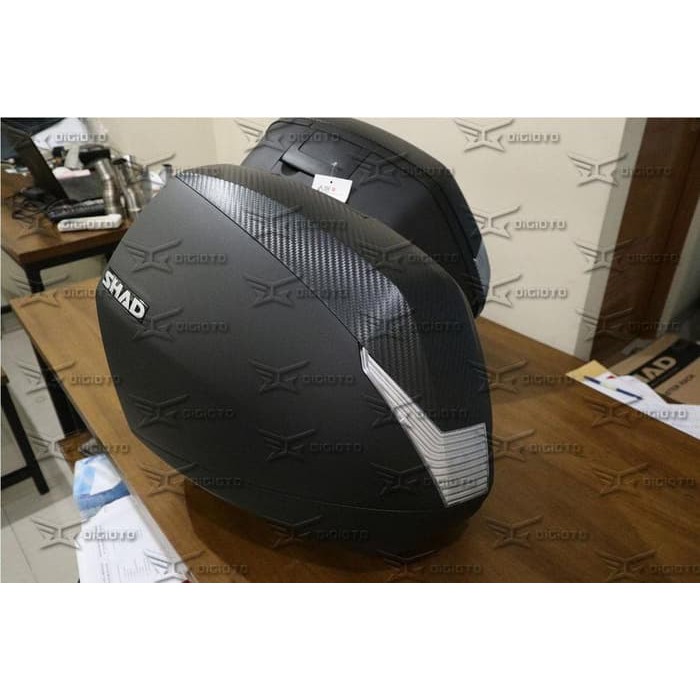 Aksesoris Motor Touring Shad box Samping SH 36