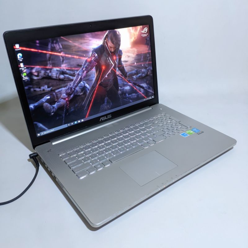 laptop gaming/editing 17inc asus n750J - core i7 4700Hq - ram 16gb Dual vga Nvidia vram 4gb