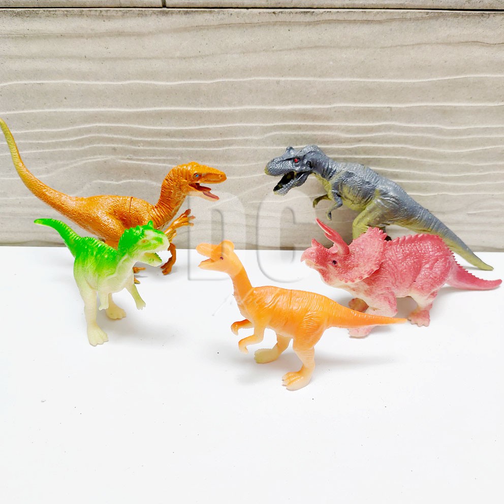 DINOSAUR BIG FAMILY MAINAN DINO DINOSAURUS MINIATUR JURASSIC WORLD