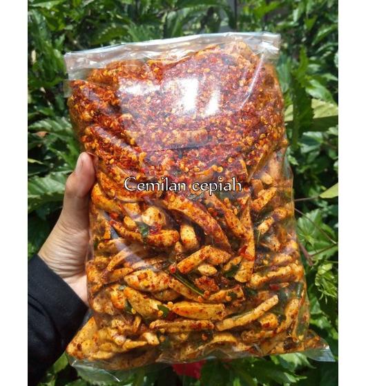 

Barang Bagus COD Basreng Baso goreng pedas daun jeruk bumbu basah netto 1 kg ..,,.,,.,
