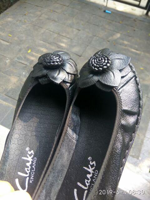 New Sepatu Clarks Wanita  Kulit Asli