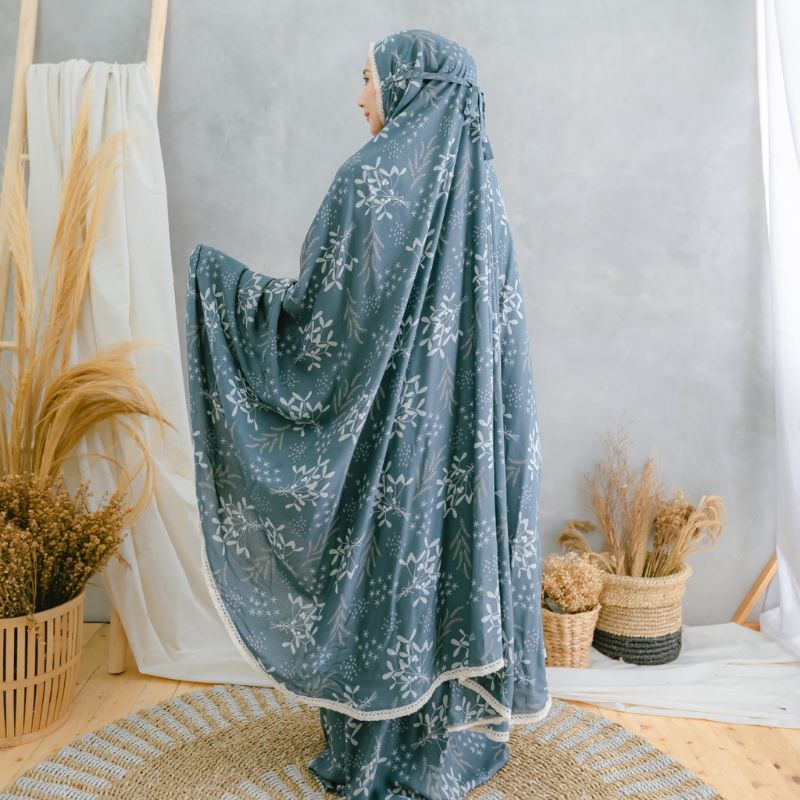 MUKENA MAHAALA ZIANISA