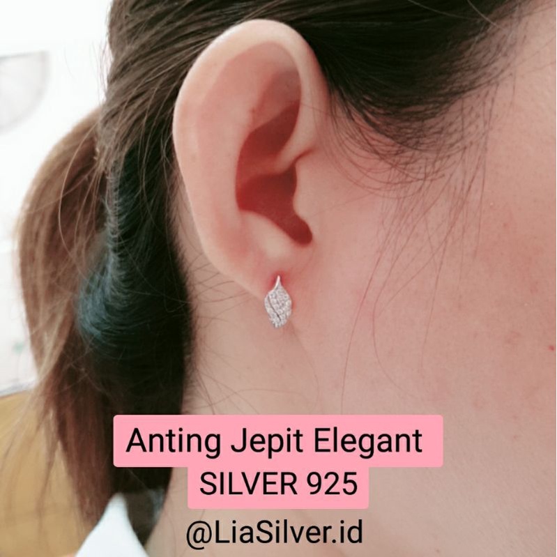 Anting Jepit Elegant SILVER 925 / Perak Lapis Emas Putih ( TOKO LIA SILVER BEKASI )