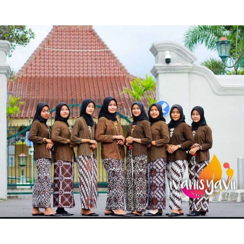 Jarik Cewek INSTAN Warna Putih, Motif Lengkap