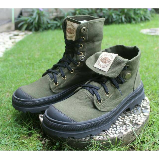 Sepatu boots pria bahan kanvas Black Master king