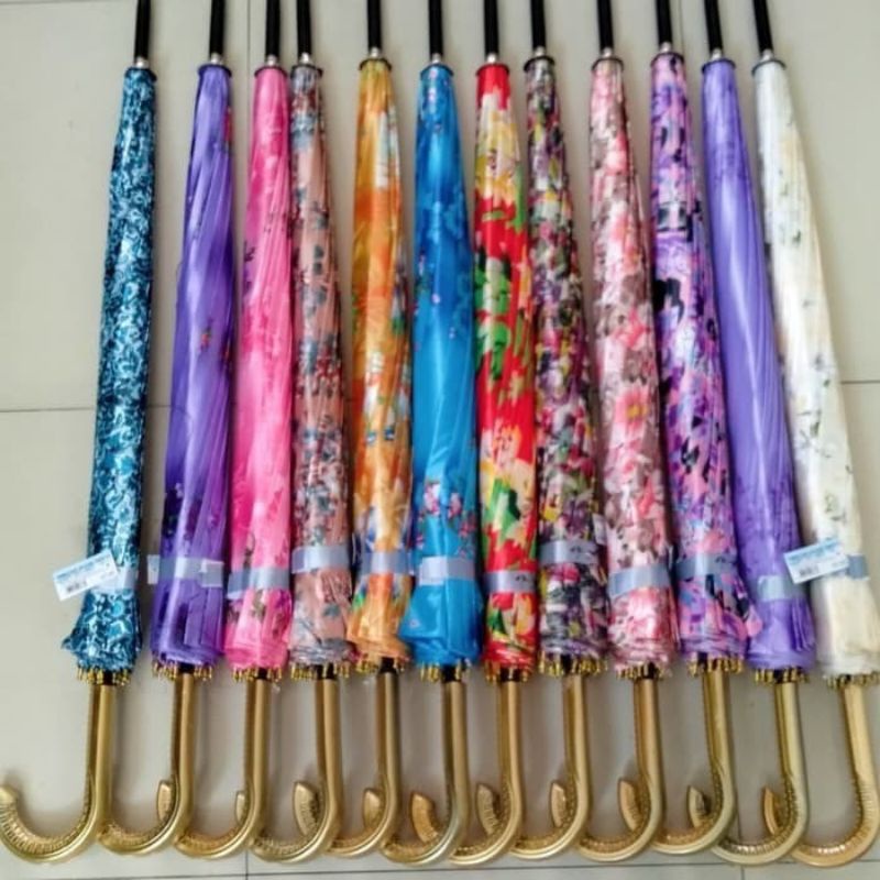 payung 16 jari satin saten besar motif bunga kembang ,payung besar satin