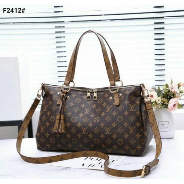 RESTOCK BESTSELLER TAS WANITA Lv Louis Vuitton Lymington Bag
Kode F2412#
TAS BATAM TAS IMPORT TAS