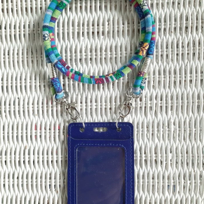 

Trendi Id Card Holder Biru Tua Dan Tali Tenun Limited
