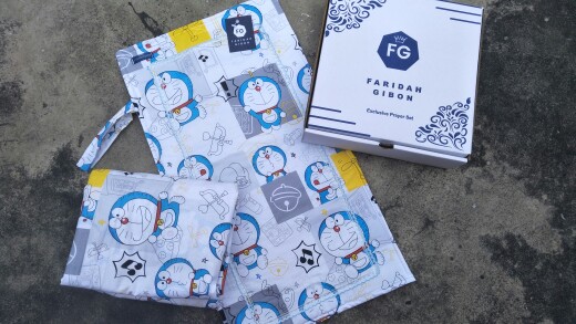 Kain Meteran Doraemon Drop