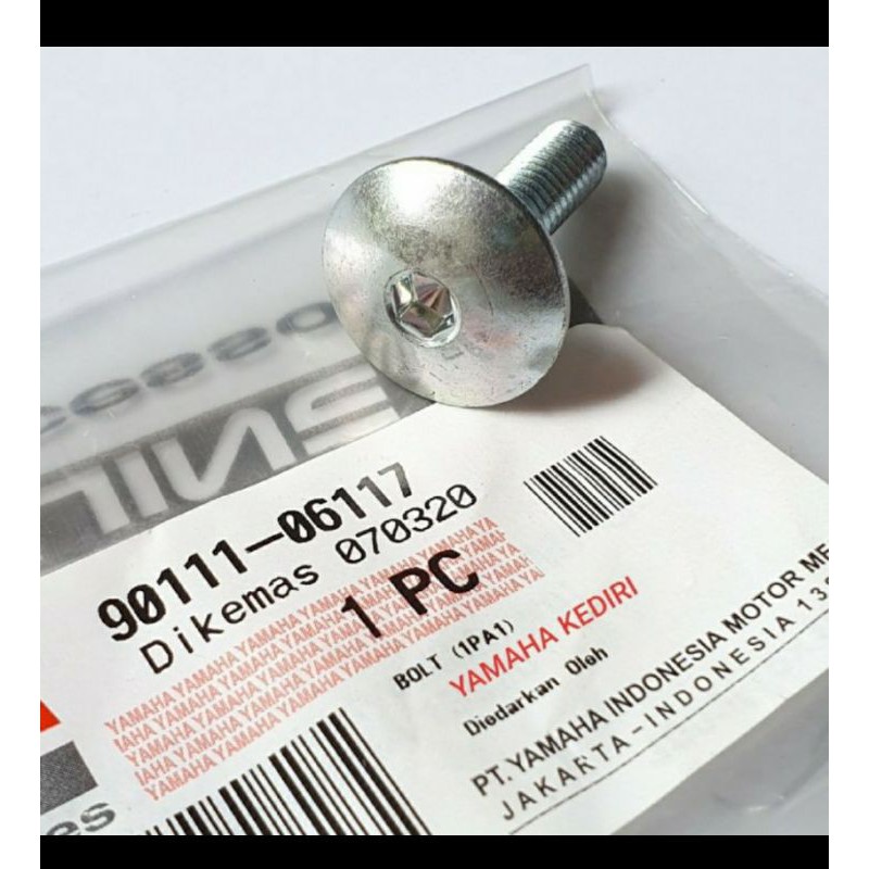 BAUT L BAUT SPAKBOR DEPAN YAMAHA R25 ORIGINAL YGP YAMAHA 90111-06117