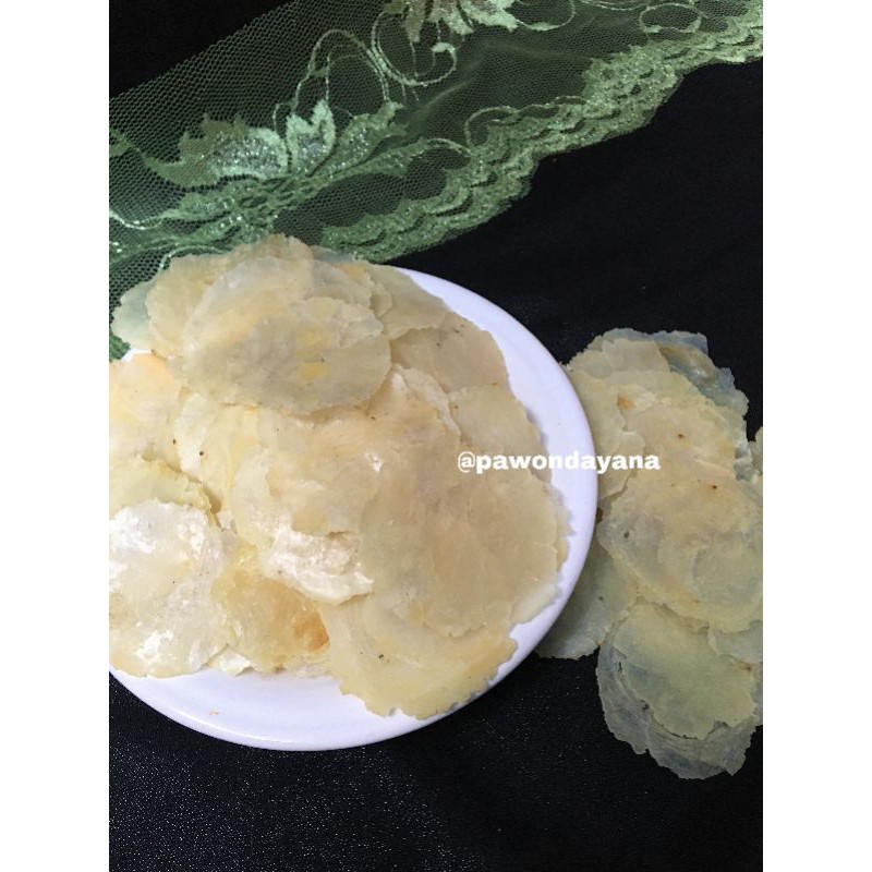 

Emping Tipis Mentah Asli Kebumen / Emping Melinjo Tipis Mentah