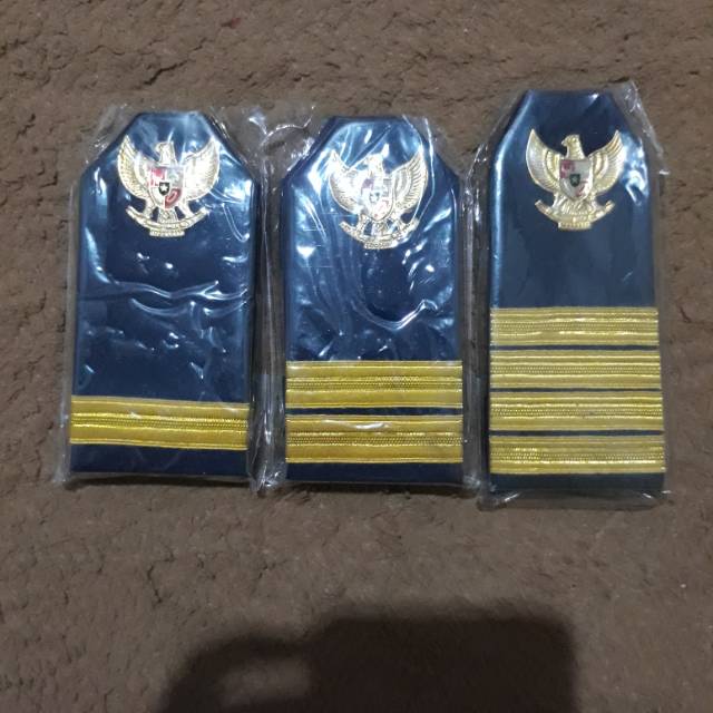 EPOLET PERWIRA PELAYARAN EPOLET PELAUT EVOLET PELAUT KAPTEN ATRIBUT PELAYARAN DECK PERWIRA SAILOR DE