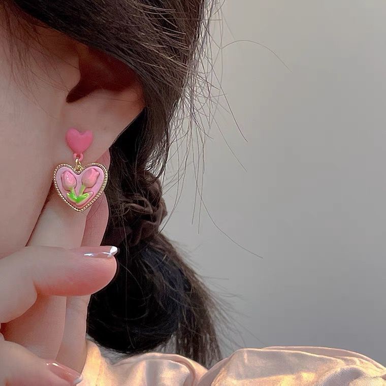 Anting Bentuk Tulip Gaya Retro Korea