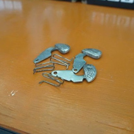 Klem Kuncian Tepong Bagasi Vespa Klasik Vbb Kongo