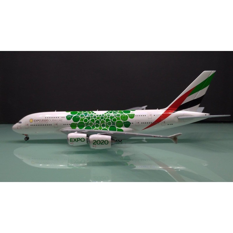Diecast Pesawat Emirates A380 A6-EEW Gemini jets 1:400
