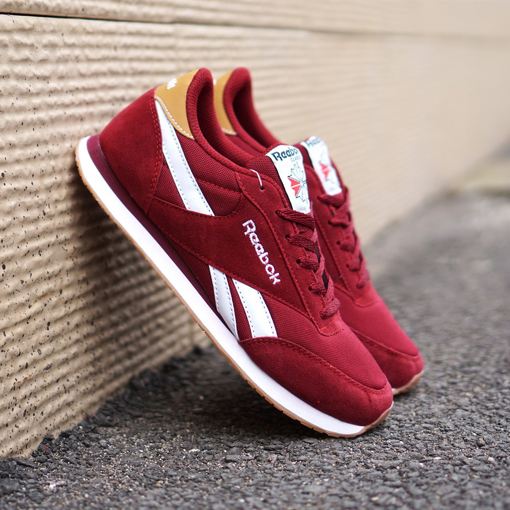 SEPATU YANG  LAGI  HITS  PROMO REEBOK CLASSIC NEW 2021  