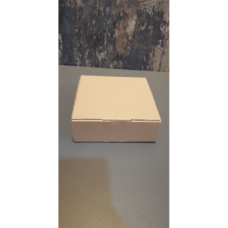 Kardus 15x15x5 cm - Die Cut dan easy usage - Pao mini isi 4-4