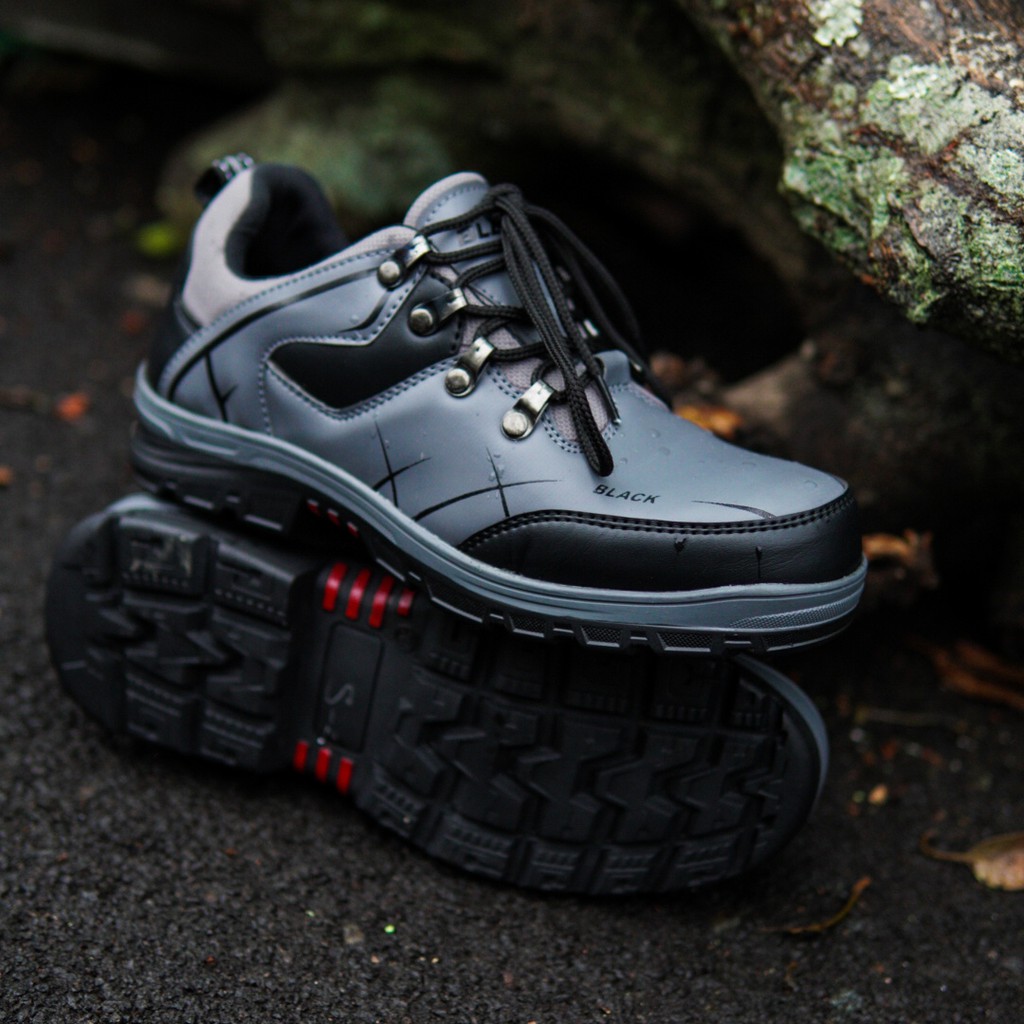 MS - Sepatu Pria Black Force Titan Abu Low Boots Pendek Safety Ujung Besi Kerja Laki Jalan Termurah