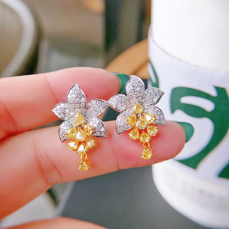 Fashion Luxury Inlaid Yellow Diamond Flower Stud Earrings