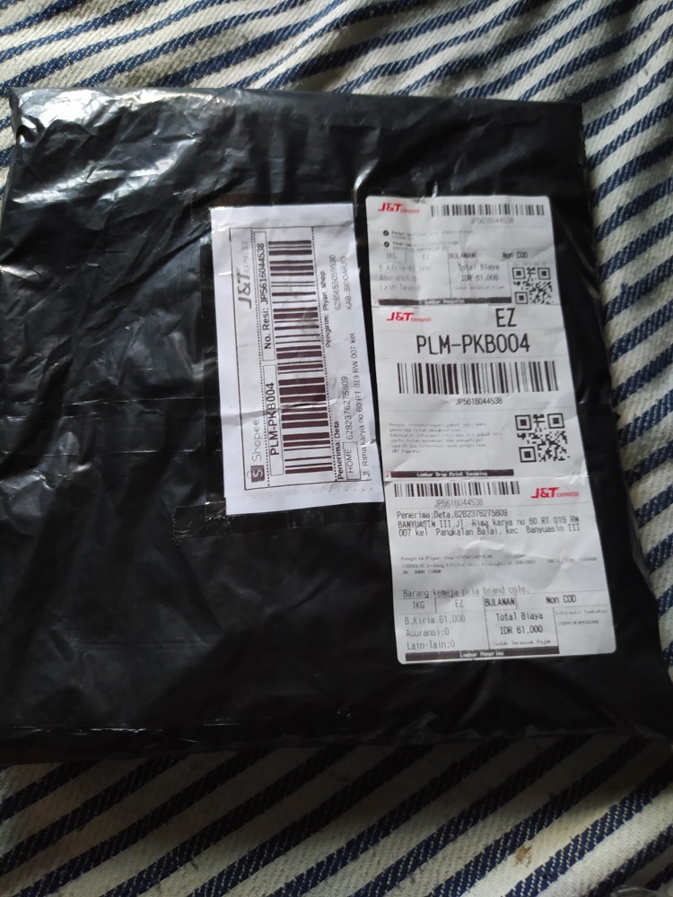 Kemeja Pria Brand Cole