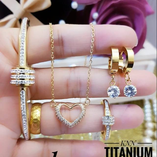 Titanium set perhiasan 0229k