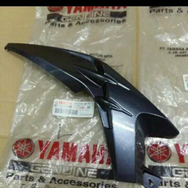 Cover Body Xeon GT 125 Grey abu-abu L&amp;R Original YGP