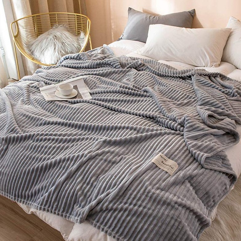 SELIMUT BULU HALUS POLOS UK 180x200 EMBOS / TEXTURE-03 Salur Grey