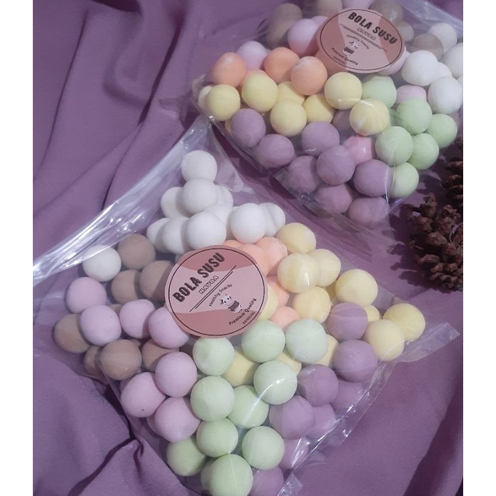 

Bola susu premium, isi 100 butir sudah plus packing kardus