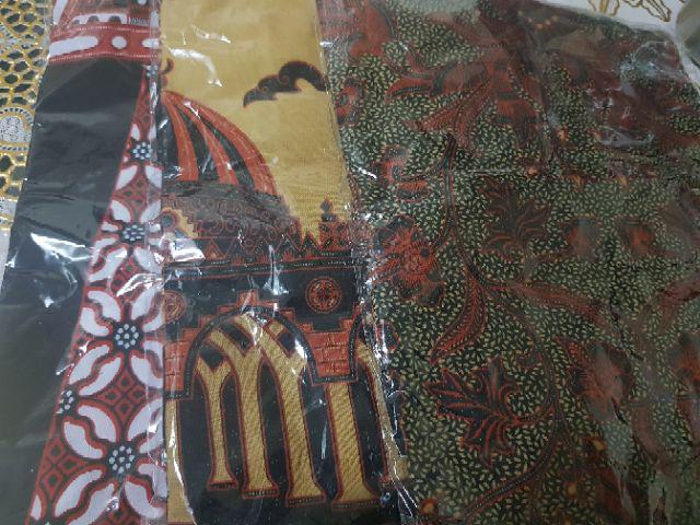 Sajadah Batik Sogan Solo (dikemas Plastik Bening)