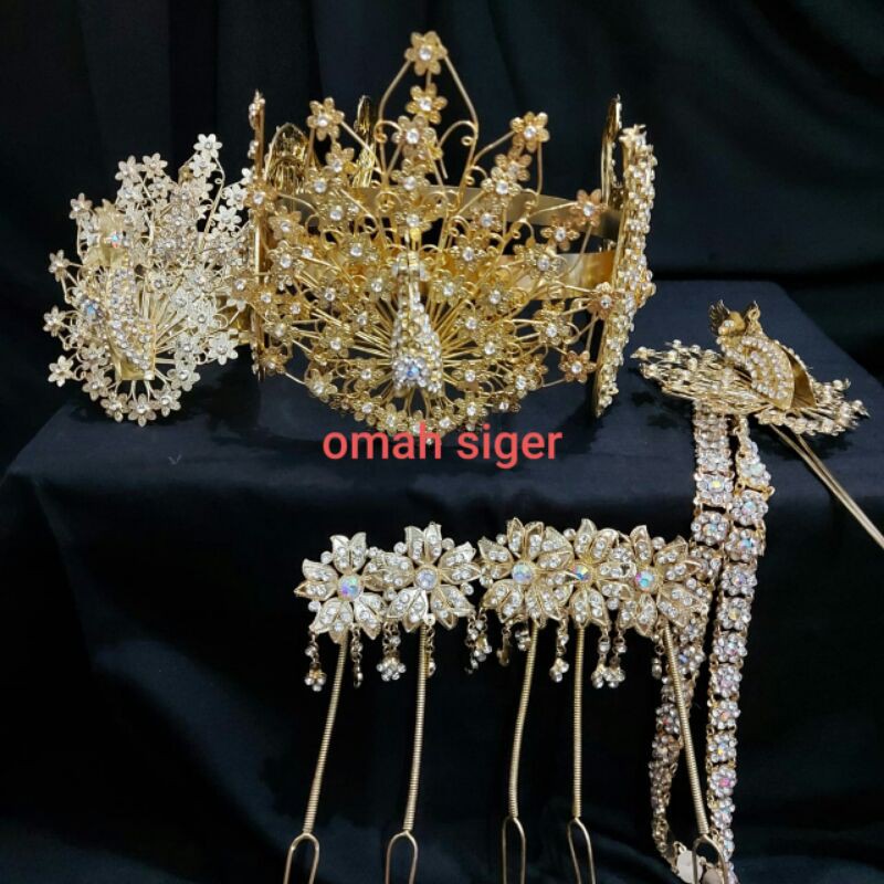 set siger merak syahrini