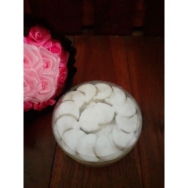 

Putri Salju - KUE KERING LEBARAN- HOME MADE