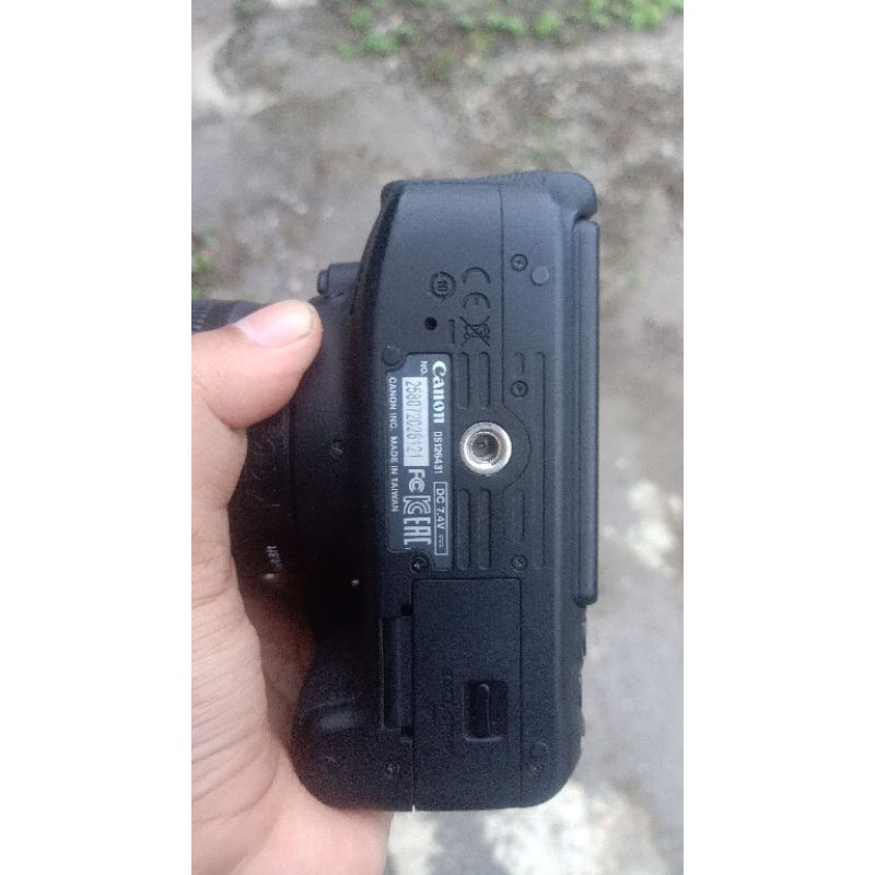 canon 700D