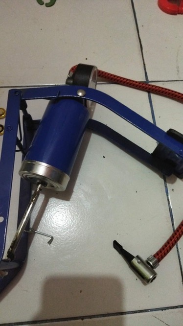 Pompa Mobil Pompa Motor Pompa Sepeda Pompa Injak Darurat Foot Pump Pompa Mini Pompa Murah