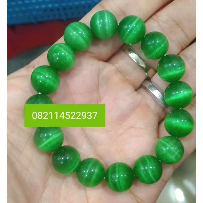 Gelang Batu Mata Kucing