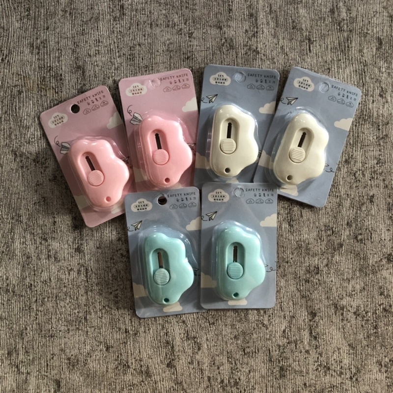 

READY STOCK PISAU PEMOTONG KERTAS MINI PORTABLE / CUTTER MINI BENTUK AWAN