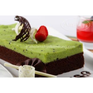 

Brownies Kukus Sarikaya Pandan Amanda