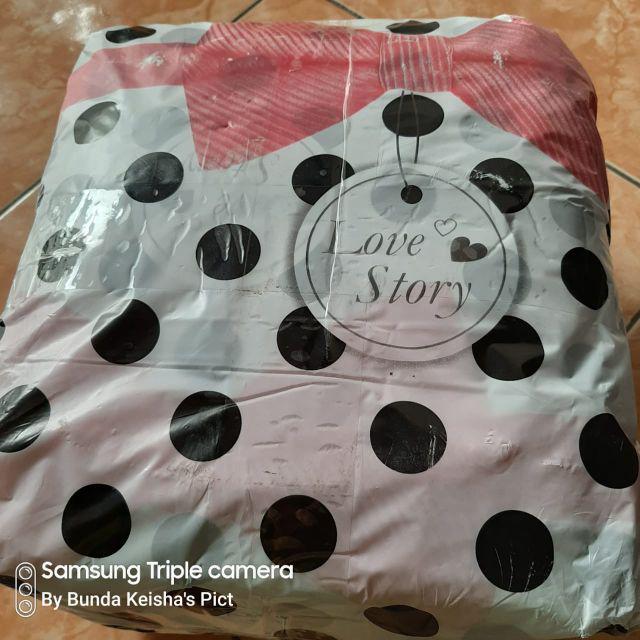 Tempat Makan Yooyee 415  Lunch Box Pink Grren Blue / Kotak Bekal 4 Sekat