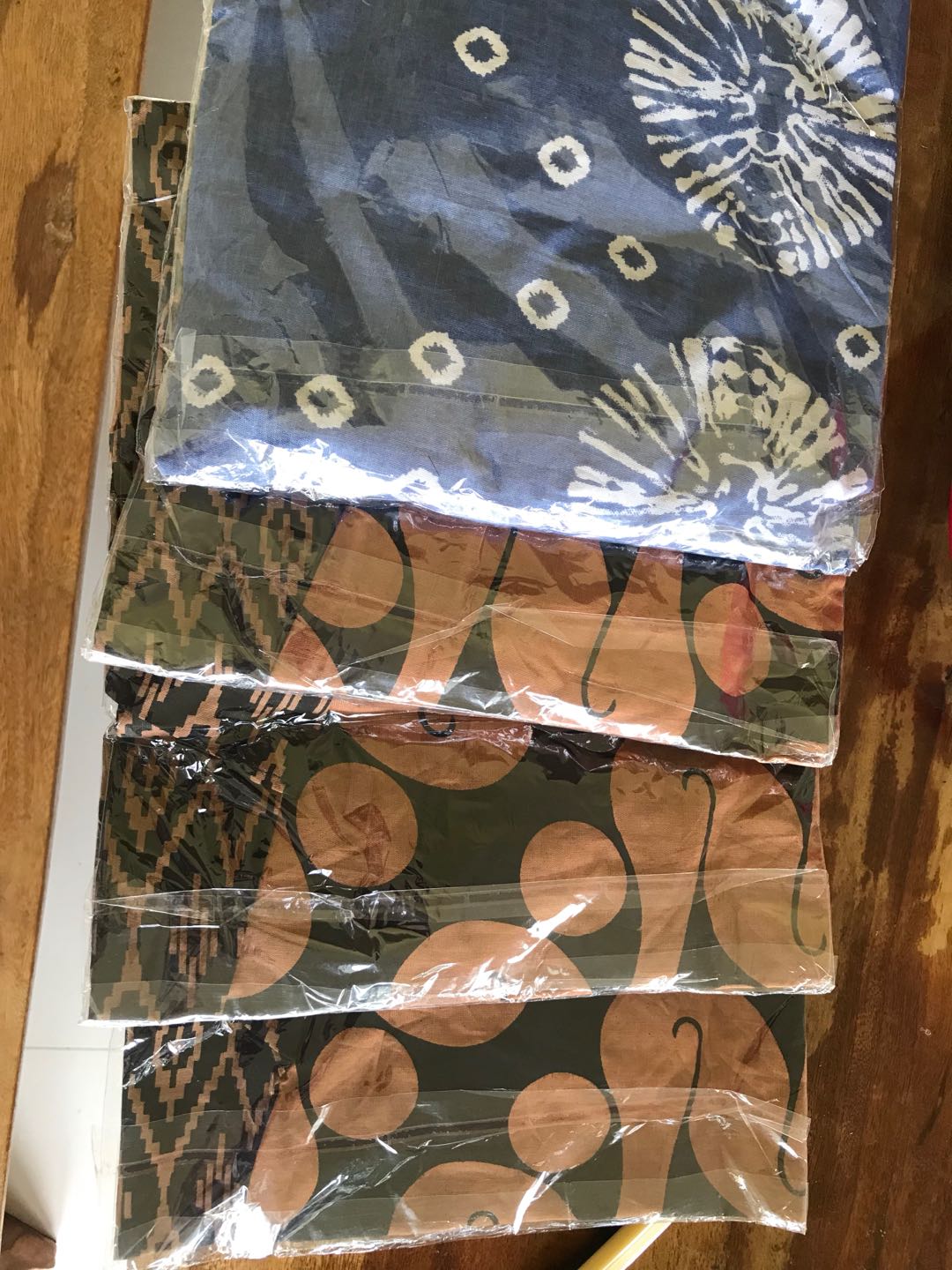 Blus Ziggy Capucino Emillia Baju Atasan Wanita Batik Etnik