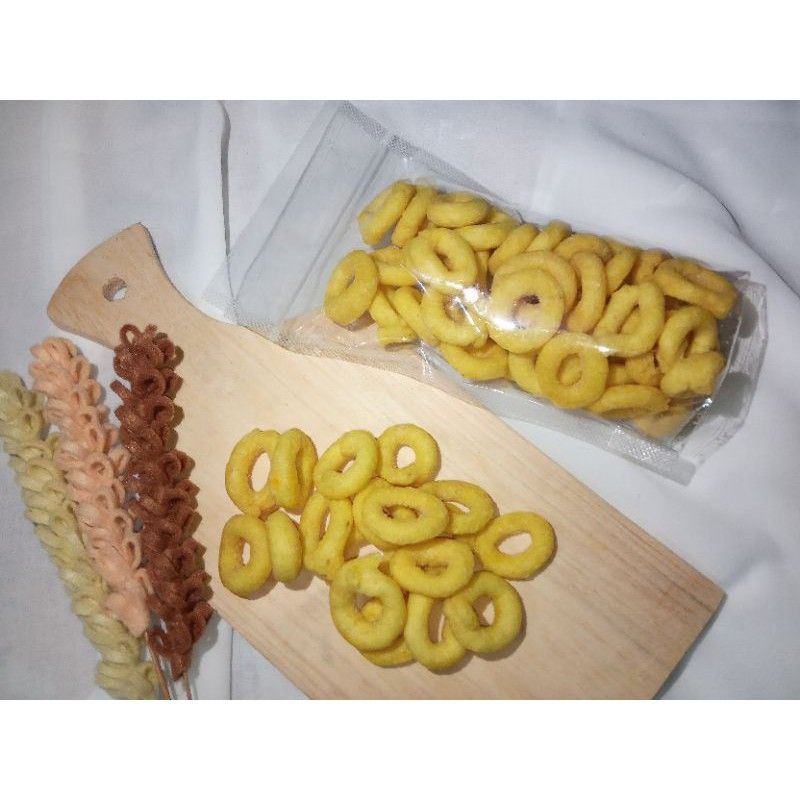 

Snack jajan cincin emas/Alen" murah gurih enak lezat