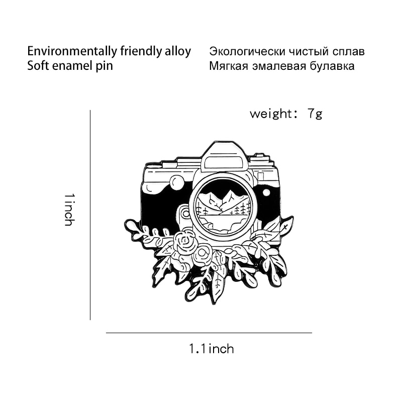Pin Bros Enamel Bentuk Kamera Warna Hitam Putih Gaya Klasik