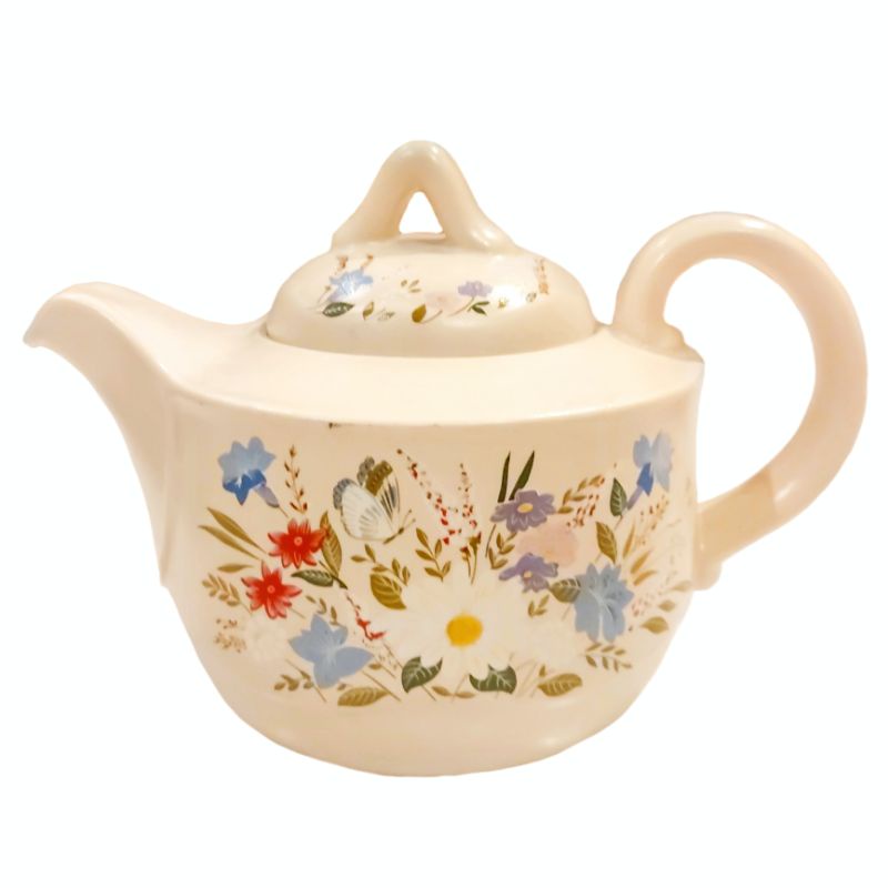 WHITE VINTAGE TEAPOT