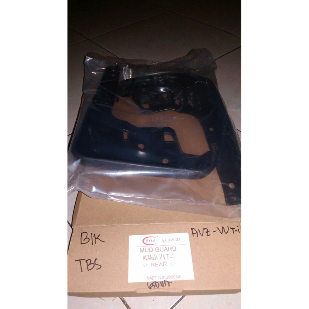 mud guard avanza vvti belakang