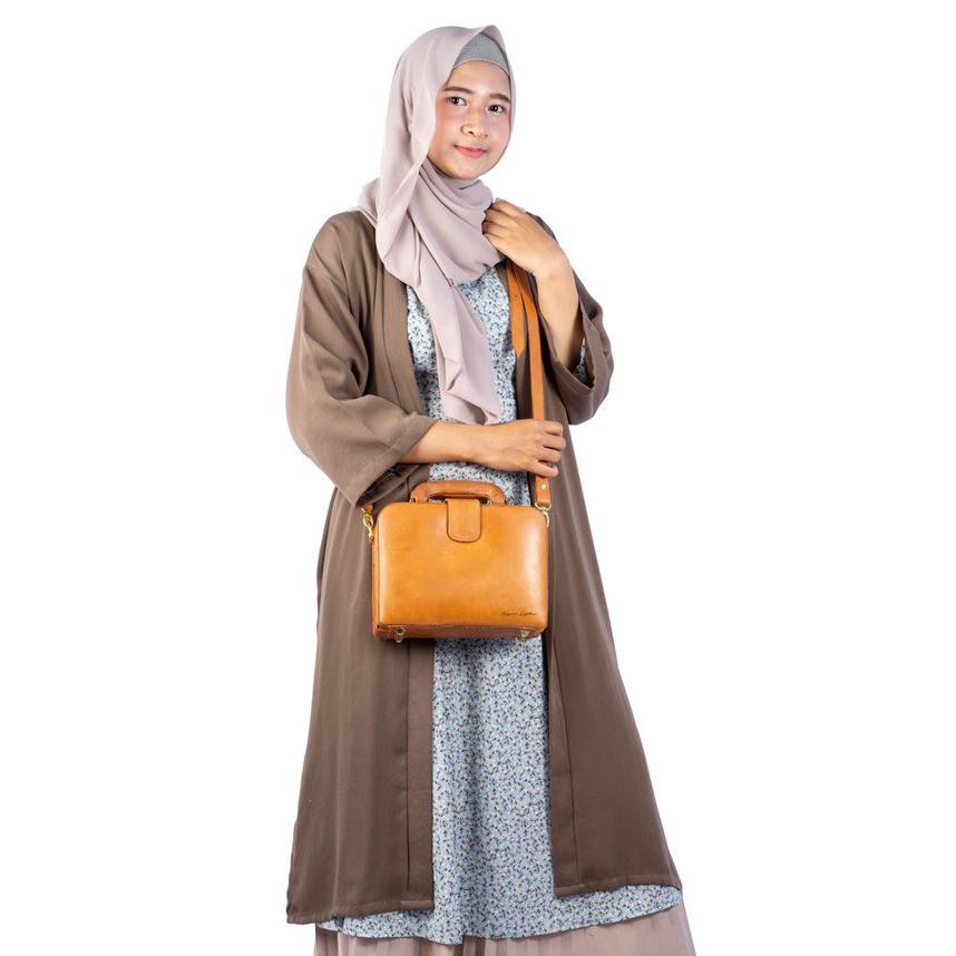 Kenes Leather - Tas Selempang Kulit Wanita - Slingbag Cosmo Tan