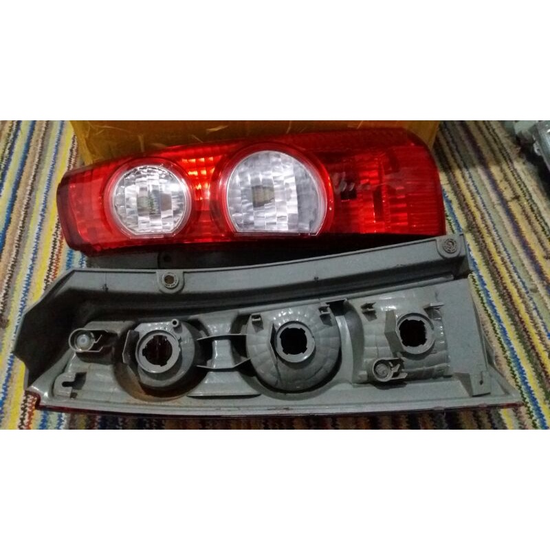 Stoplamp Toyota Avanza, Daihatsu Xenia Satu set tahun 2008_2009