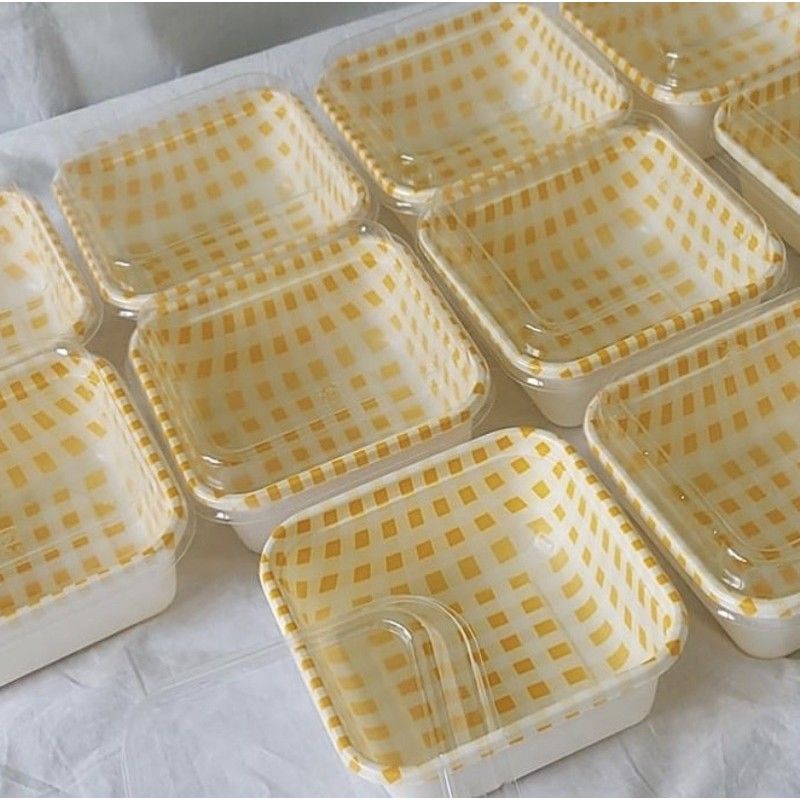 BOX CAKE / GORENGAN / JAJANAN ISI 10 PCS WARNA RANDOM - BENTUK KOTAK