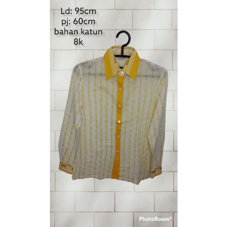 kemeja katun tipis