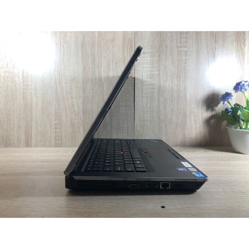 Laptop Bekas Core i5 Gen 2  RAM 4GB HDD 320GB